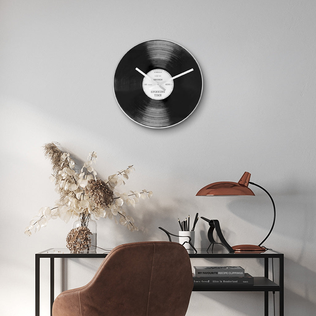 Spinning Time Wall Clock
